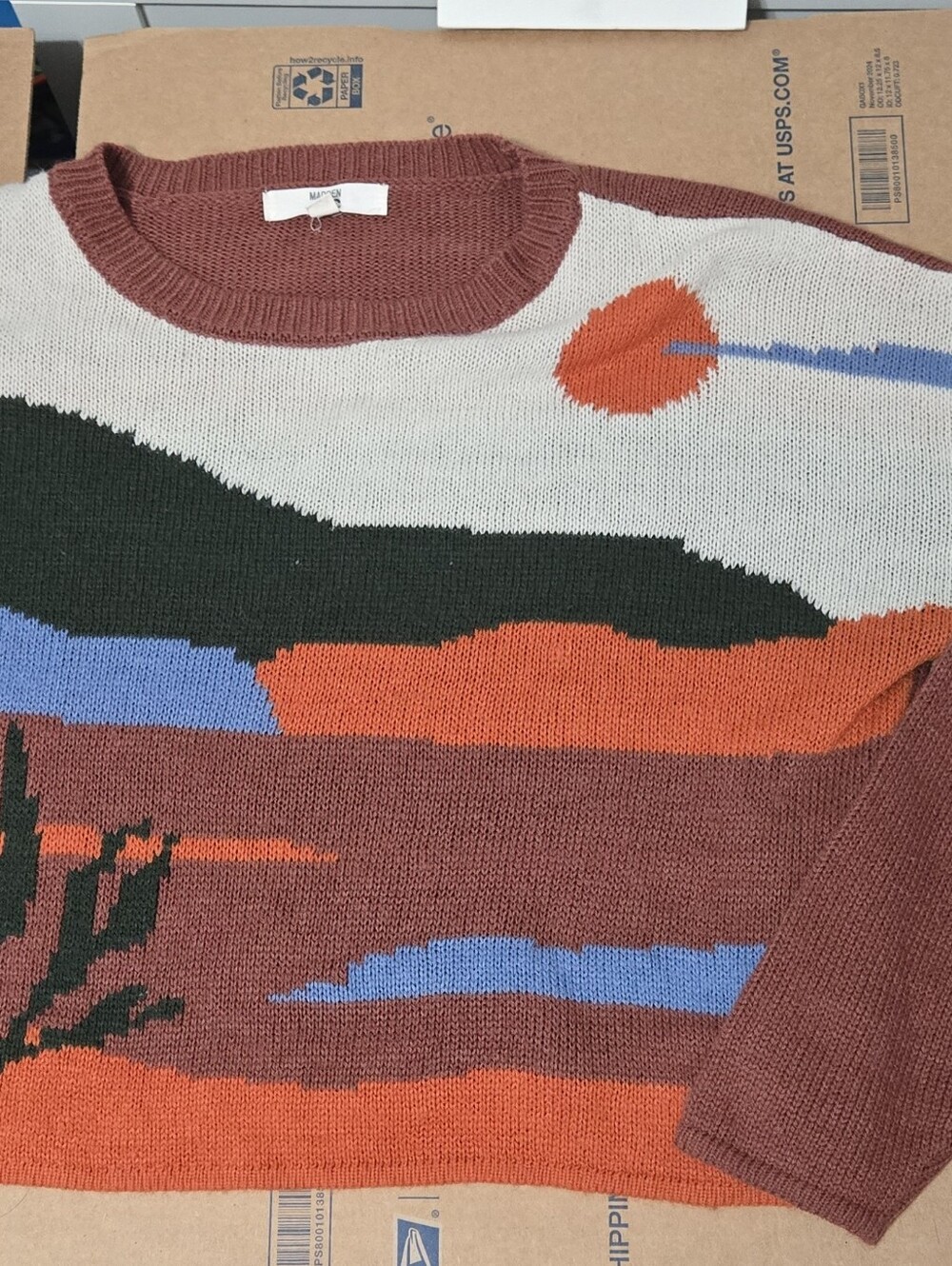 Madden NYC Cropped Desert Landscape Crewneck Sweater Colorful Nature Cizy - Picture 9 of 9